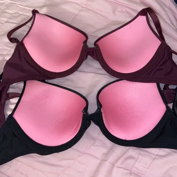PINK Victoria’s Secret Bras - Picture 5 of 5